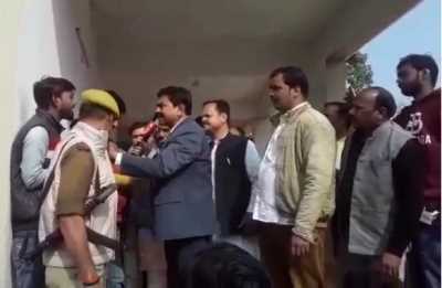 अजय मिश्रा टेनी ने पत्रकारों के साथ किया दुर्व्यवहार